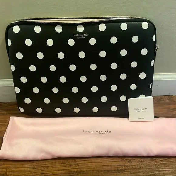 Kate Spade polka Laptop case 13X9 inches - Picture 1 of 1